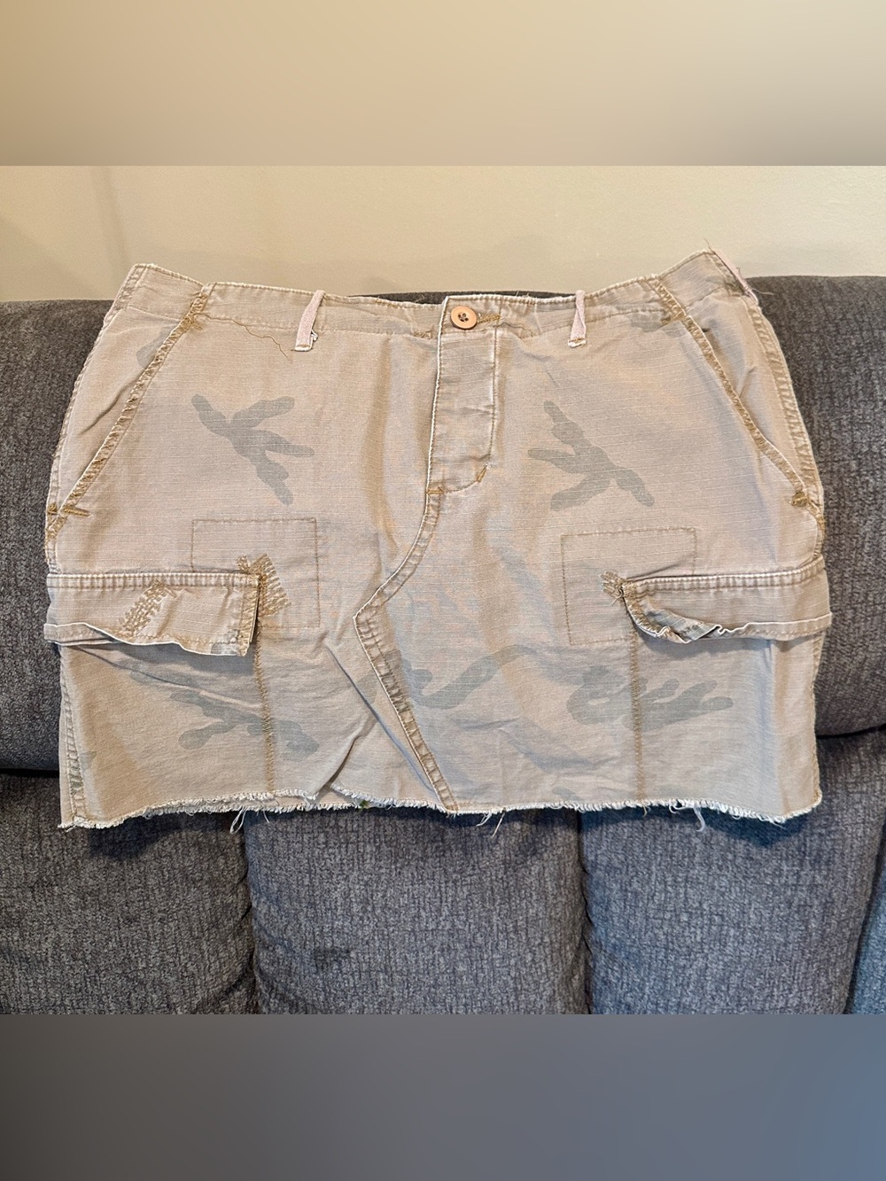 Vintage 00’s Wet Seal Camo Skirt